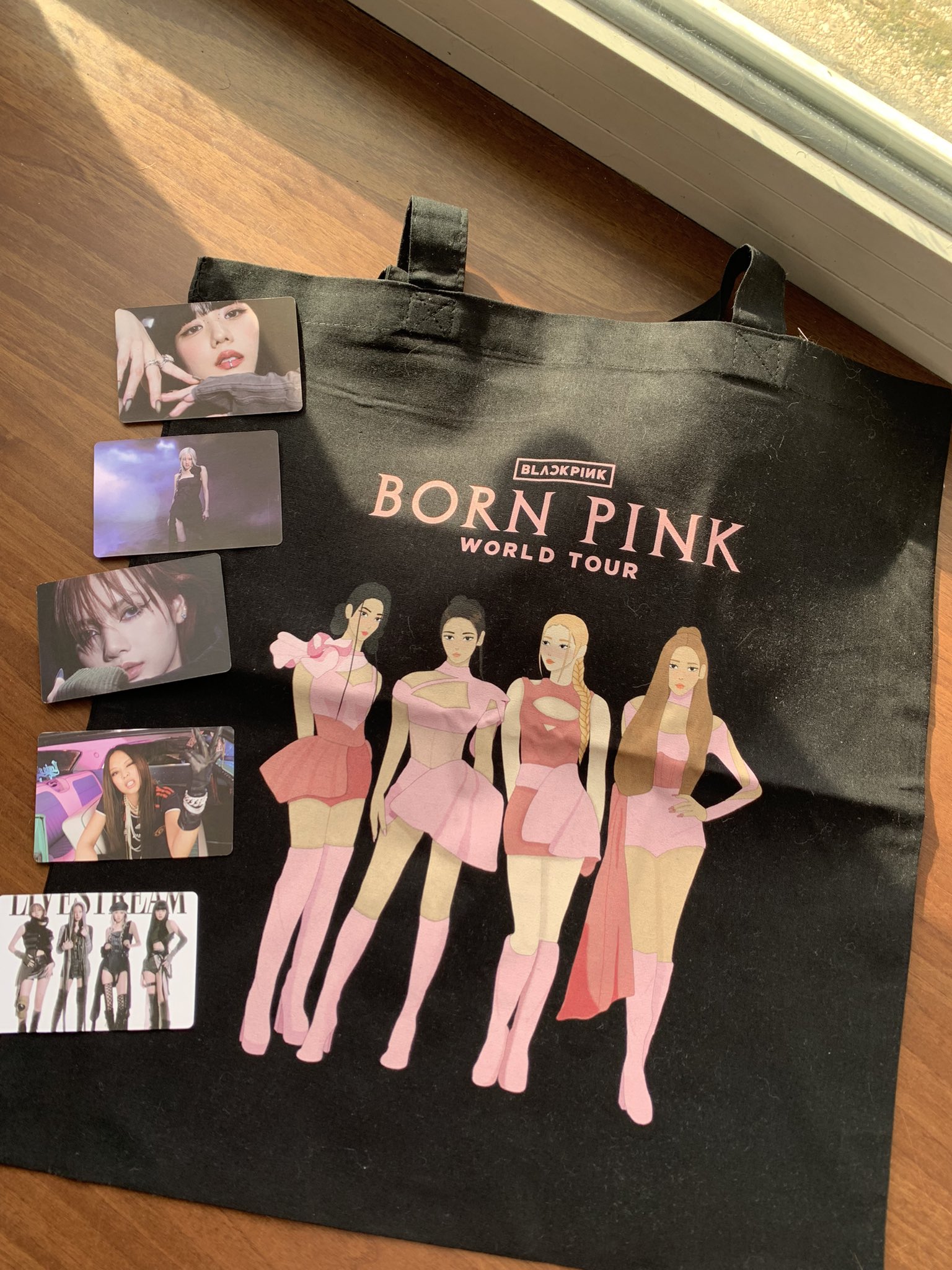 Jean customisé K-pop